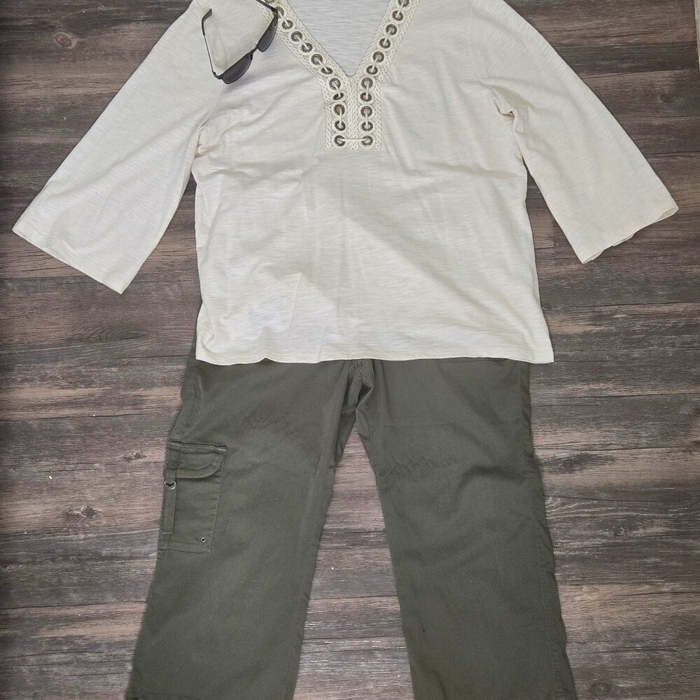 Chico's V Neck Grommet Detail Boho Top 3/4 Sleeve Cotton Modal Blend